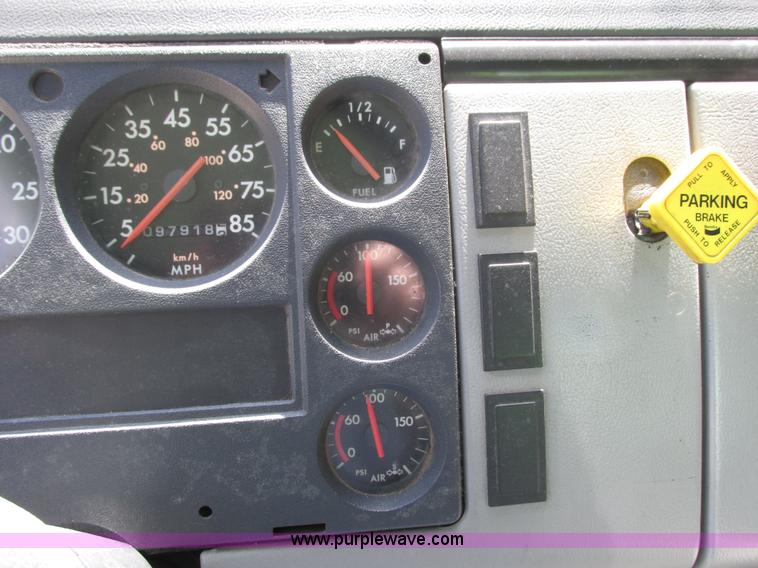 image for item G8773 1994 Freightliner FL60 vacuum truck