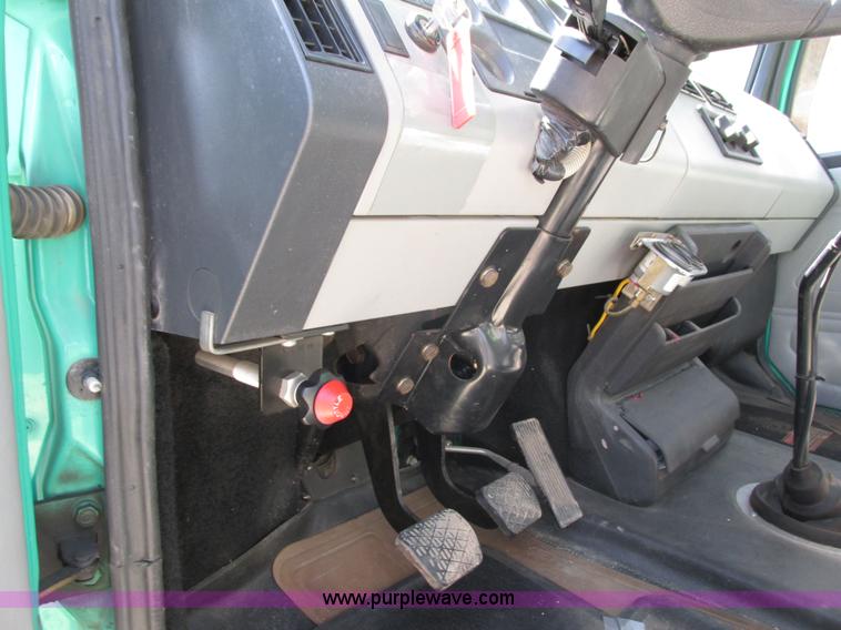 image for item G8773 1994 Freightliner FL60 vacuum truck