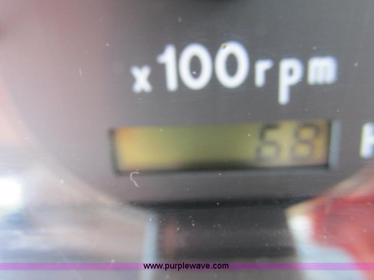 image for item G8776 2009 Bobcat CT122 tractor with loader