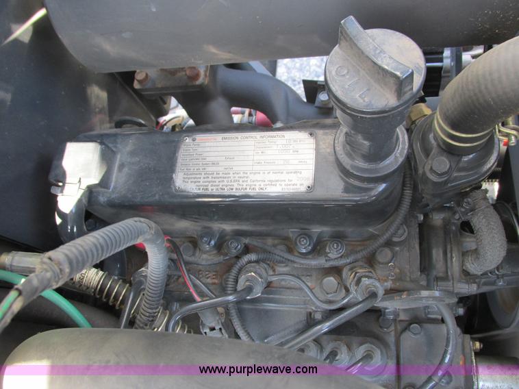 image for item G8776 2009 Bobcat CT122 tractor with loader