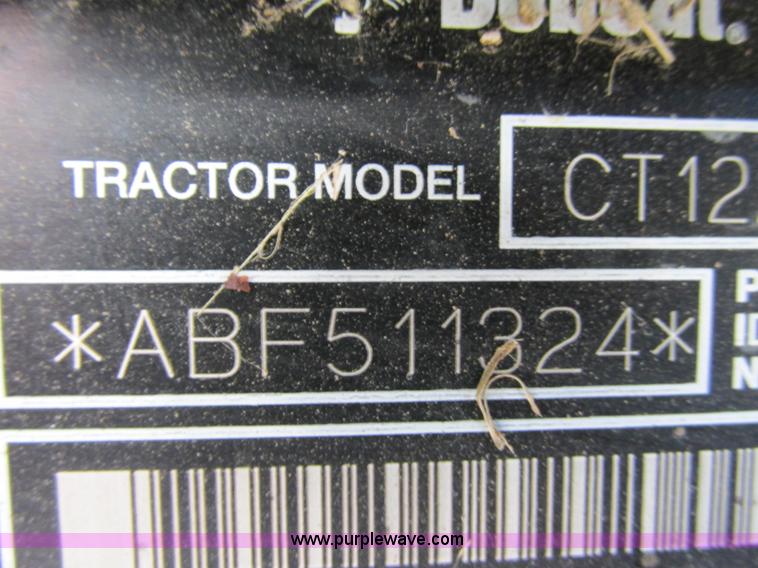 image for item G8776 2009 Bobcat CT122 tractor with loader