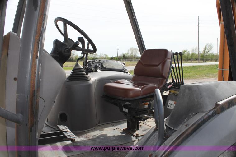 image for item H2090 2001 Case 580M backhoe