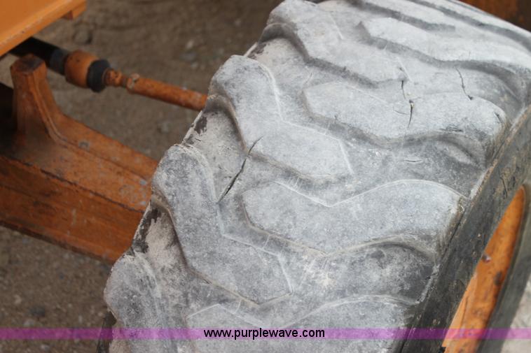 image for item H2090 2001 Case 580M backhoe