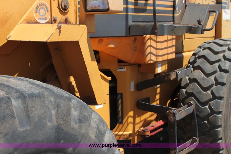 image for item H2105 1999 Case 721C wheel loader