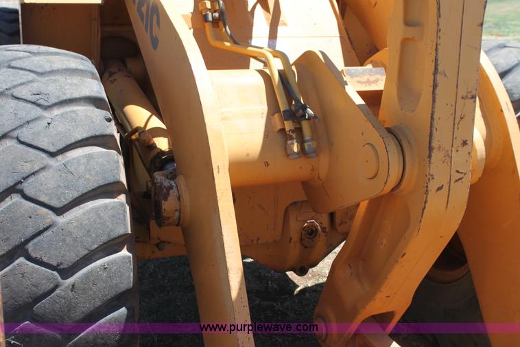 image for item H2105 1999 Case 721C wheel loader