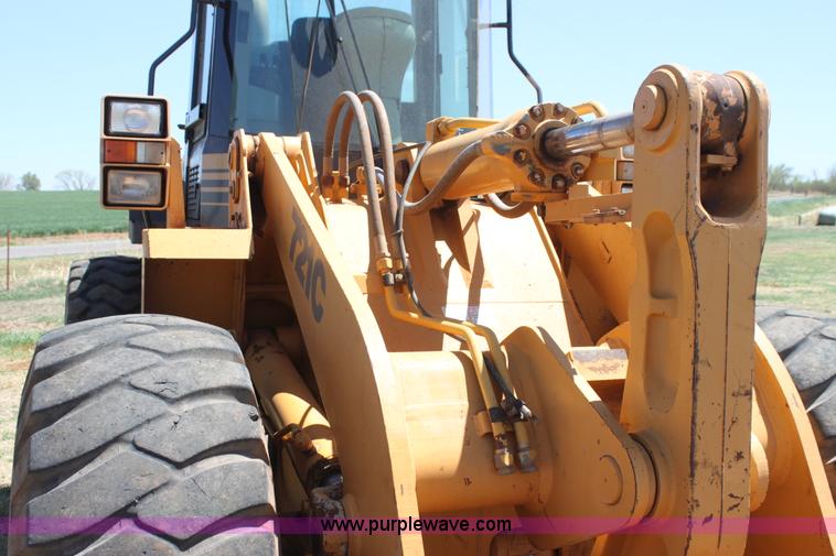 image for item H2105 1999 Case 721C wheel loader