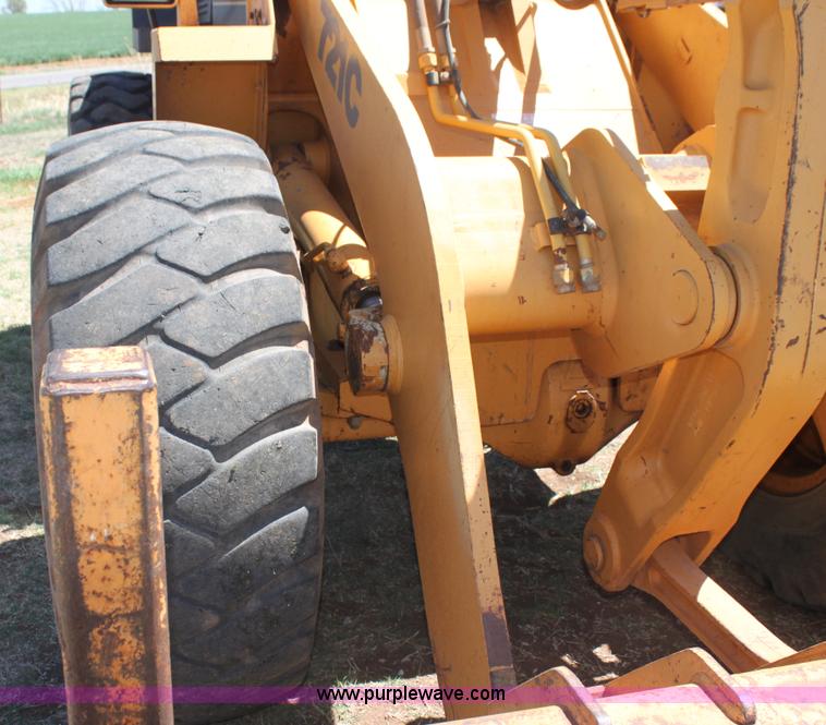 image for item H2105 1999 Case 721C wheel loader