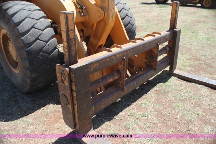 image for item H2105 1999 Case 721C wheel loader