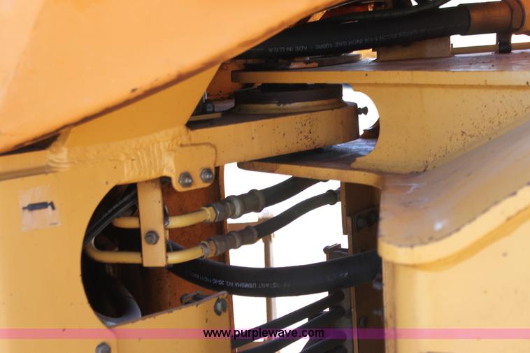 image for item H2105 1999 Case 721C wheel loader