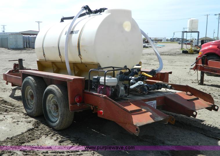 image for item H2475 1983 Belshi trailer