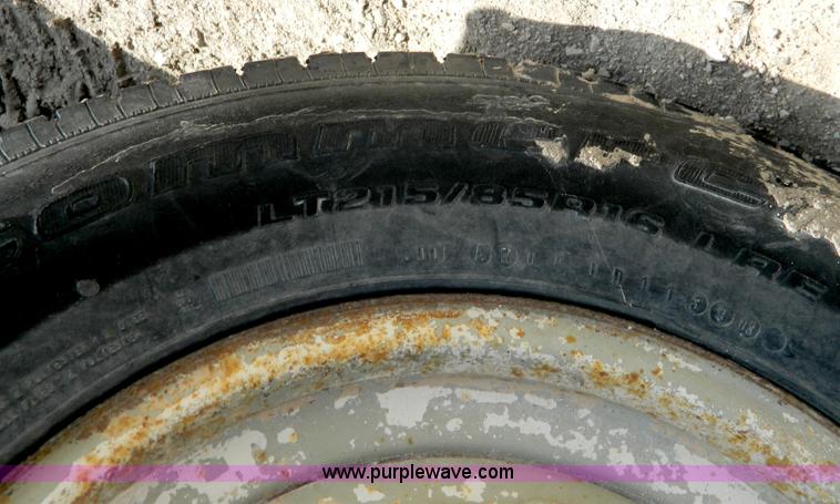 image for item H2475 1983 Belshi trailer