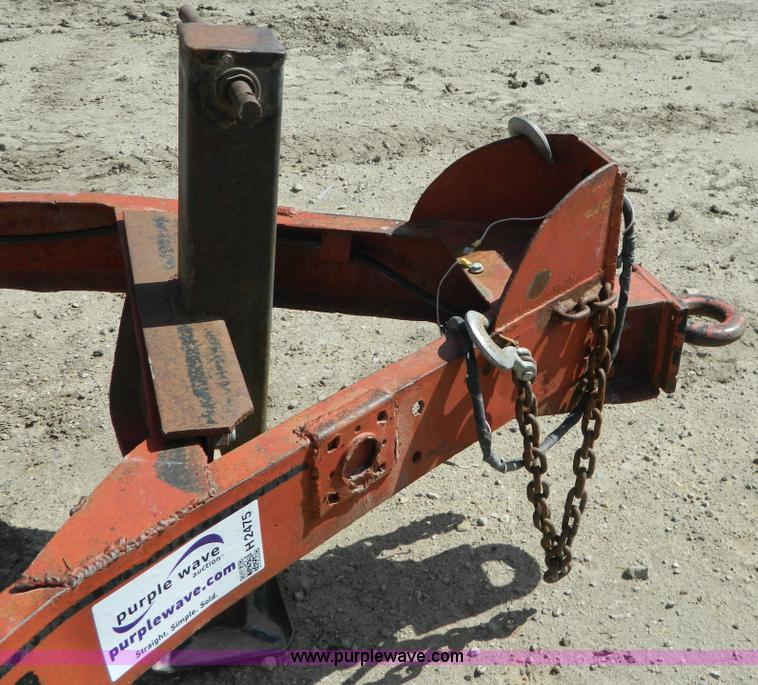 image for item H2475 1983 Belshi trailer