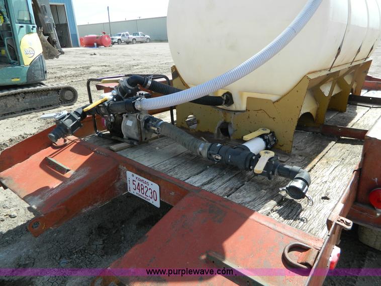 image for item H2475 1983 Belshi trailer