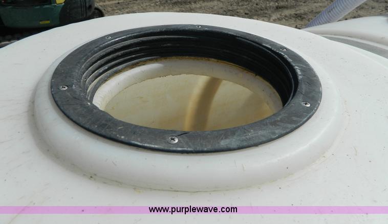 image for item H2475 1983 Belshi trailer