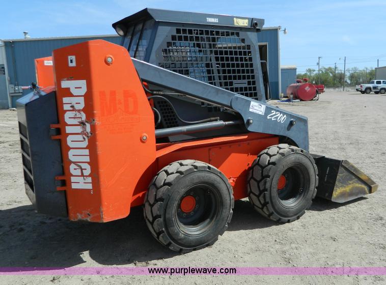 image for item H2476 Thomas B103/2200 skid steer