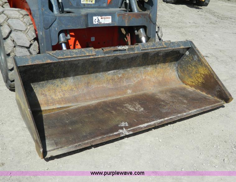 image for item H2476 Thomas B103/2200 skid steer