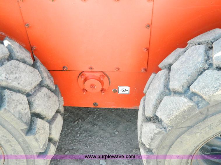 image for item H2476 Thomas B103/2200 skid steer