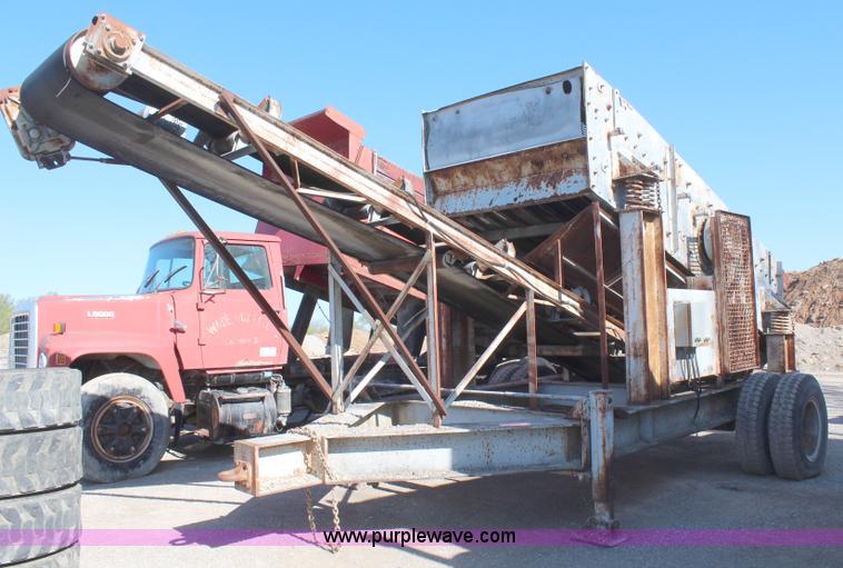 image for item H2631 Home made two deck screen