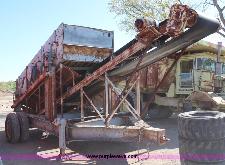 image for item H2631 Home made two deck screen