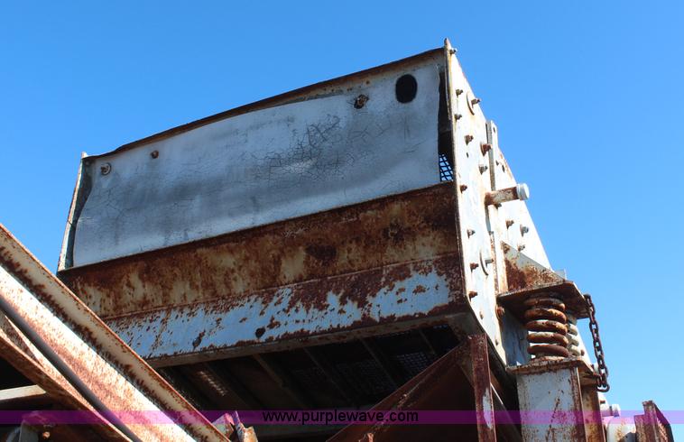 image for item H2631 Home made two deck screen