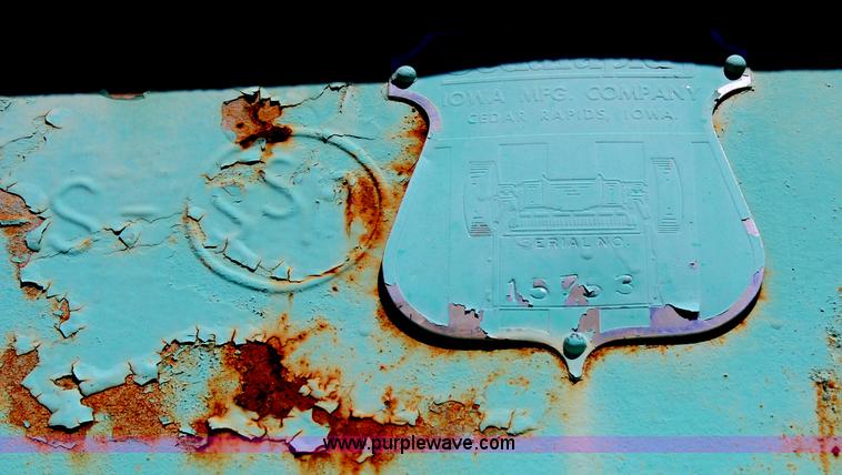 image for item H2635 Cedarapids two deck screen