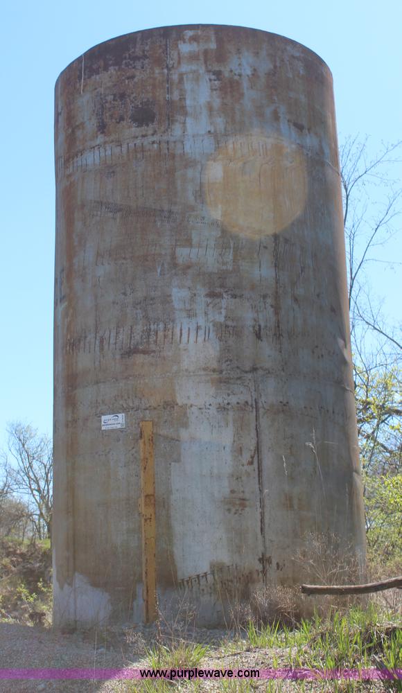 image for item H2636 8,000 gallon upright fuel tank