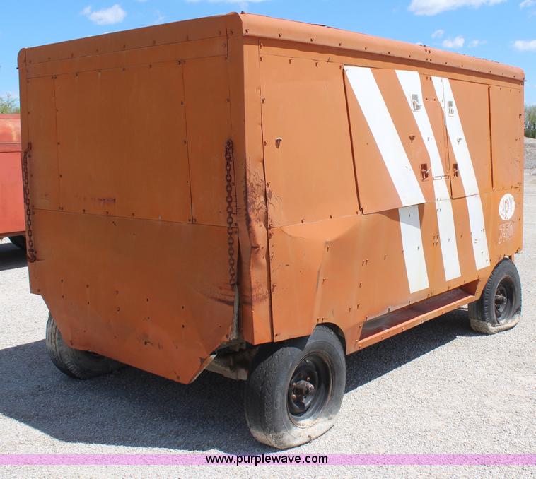 image for item H2640 Joy 750 cfm air compressor