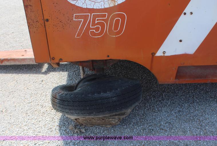 image for item H2640 Joy 750 cfm air compressor