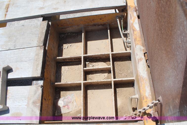 image for item H2641 1967 Load King 403LR 40 ton lowboy trailer