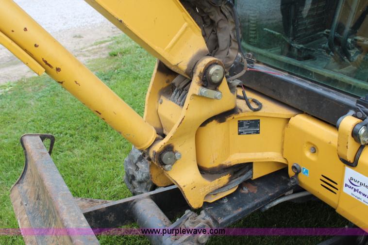 image for item H2658 2008 Komatsu PC27MR-3 mini excavator
