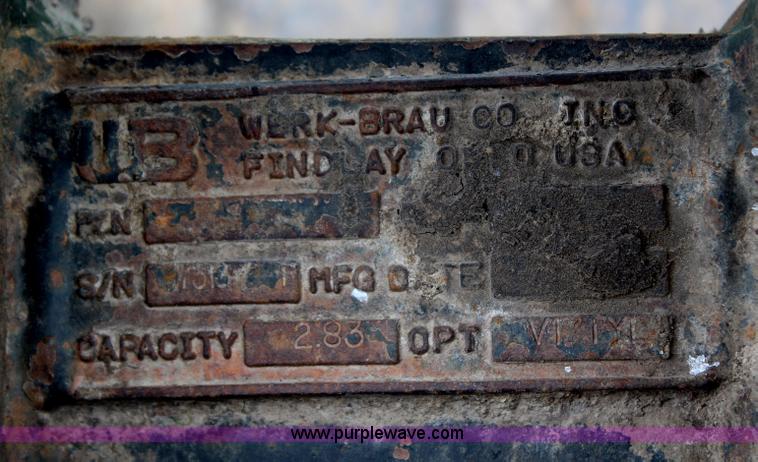 image for item H2658 2008 Komatsu PC27MR-3 mini excavator