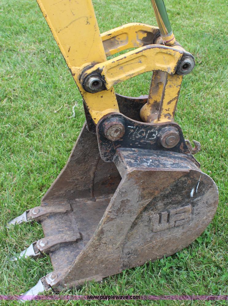 image for item H2658 2008 Komatsu PC27MR-3 mini excavator