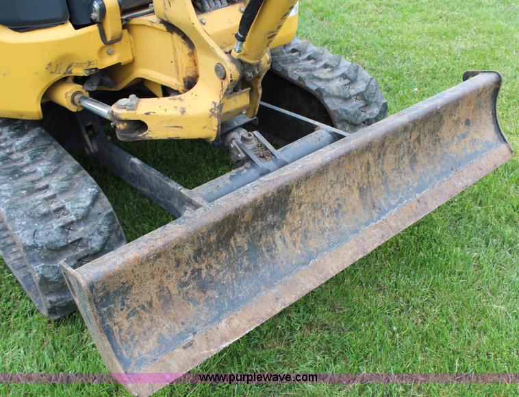 image for item H2658 2008 Komatsu PC27MR-3 mini excavator