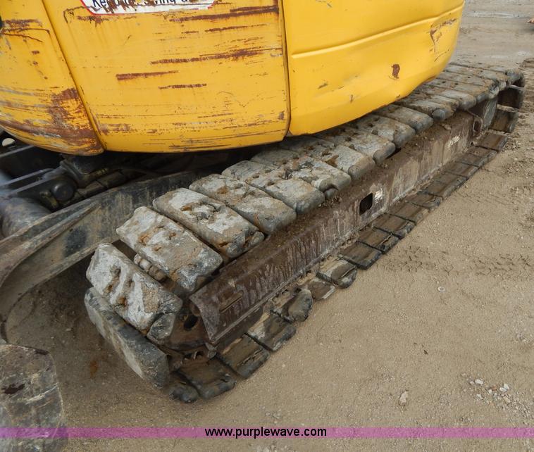 image for item H3397 2006 Komatsu PC78MR-6 mini excavator