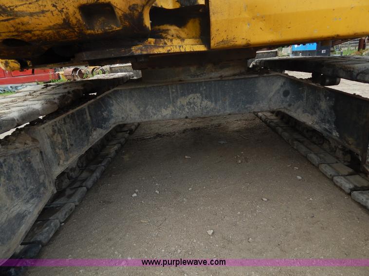 image for item H3397 2006 Komatsu PC78MR-6 mini excavator