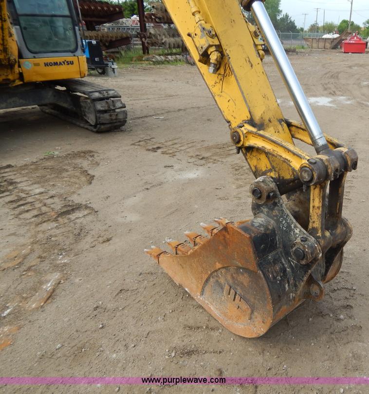 image for item H3397 2006 Komatsu PC78MR-6 mini excavator