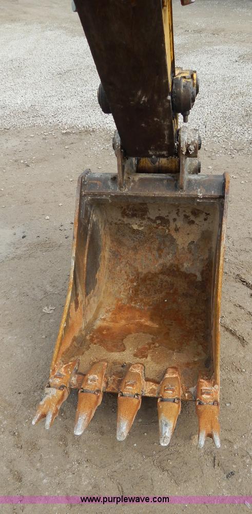 image for item H3397 2006 Komatsu PC78MR-6 mini excavator