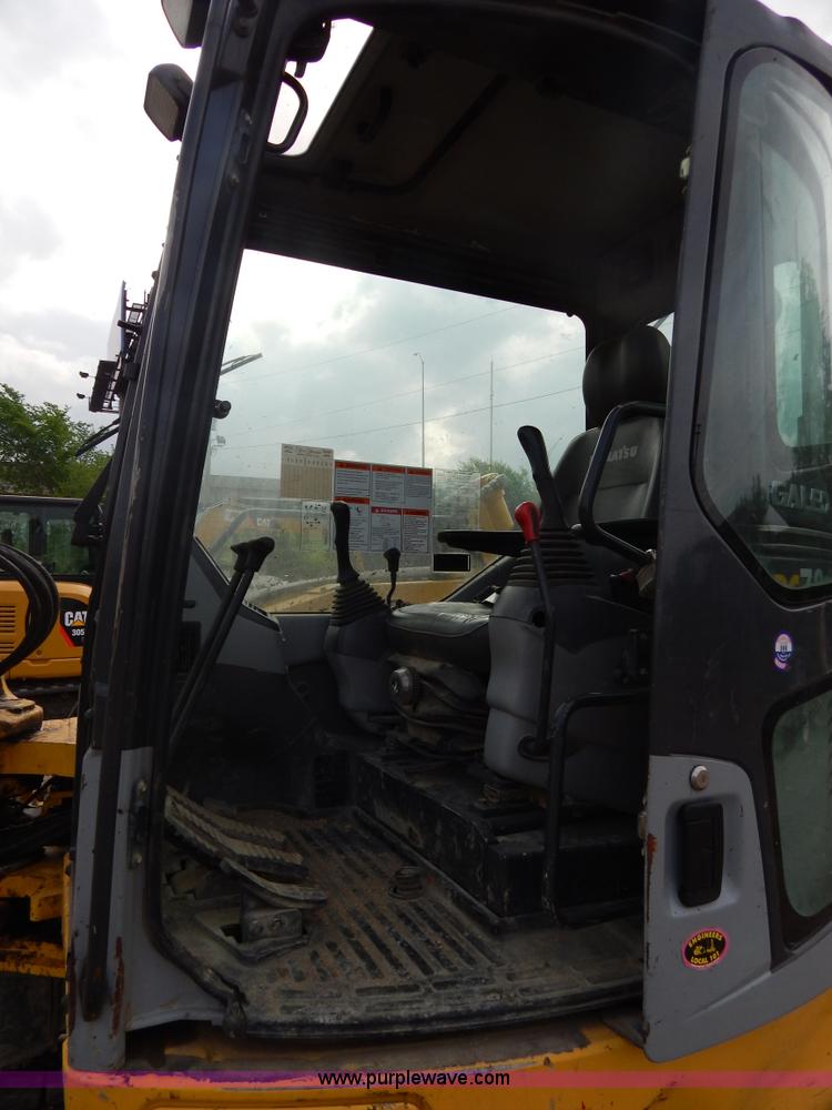 image for item H3397 2006 Komatsu PC78MR-6 mini excavator