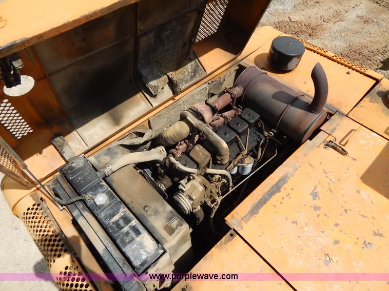 image for item H3429 1995 Hyundai 200LC excavator