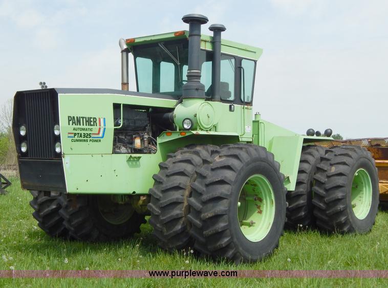 image for item H3430 1981 Steiger Panther III PTA325 4WD tractor