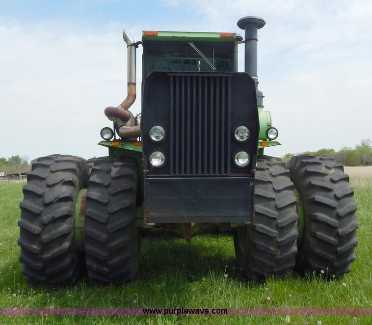 image for item H3430 1981 Steiger Panther III PTA325 4WD tractor