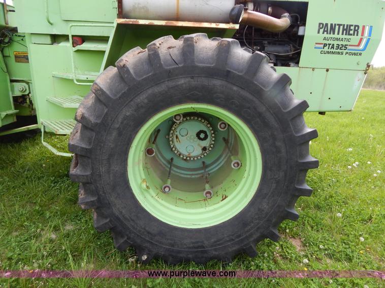 image for item H3430 1981 Steiger Panther III PTA325 4WD tractor