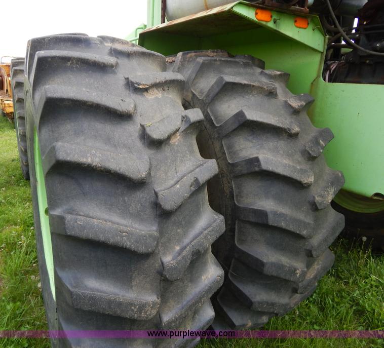 image for item H3430 1981 Steiger Panther III PTA325 4WD tractor