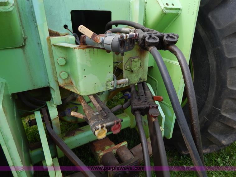 image for item H3430 1981 Steiger Panther III PTA325 4WD tractor