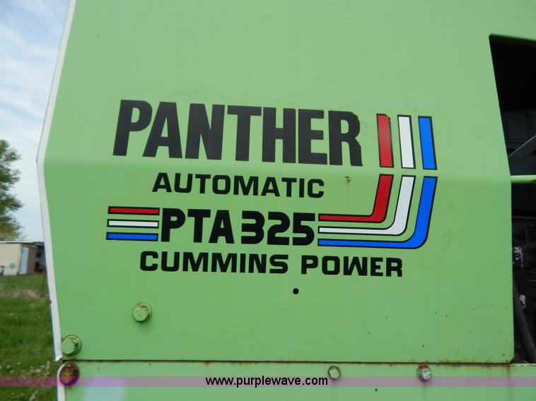 image for item H3430 1981 Steiger Panther III PTA325 4WD tractor