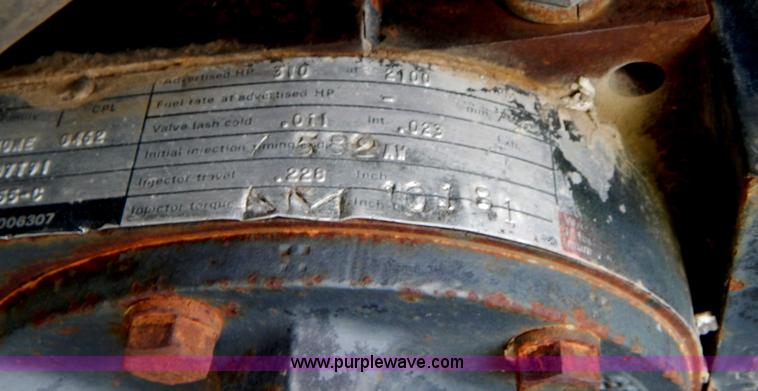 image for item H3430 1981 Steiger Panther III PTA325 4WD tractor