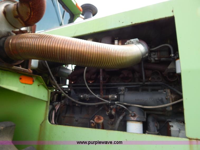 image for item H3430 1981 Steiger Panther III PTA325 4WD tractor