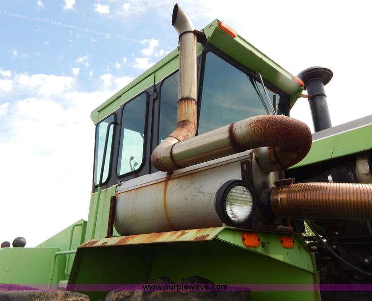 image for item H3430 1981 Steiger Panther III PTA325 4WD tractor