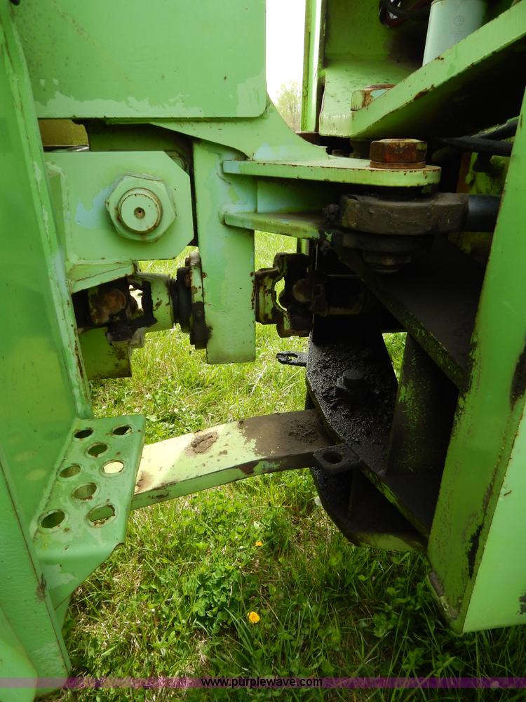 image for item H3430 1981 Steiger Panther III PTA325 4WD tractor