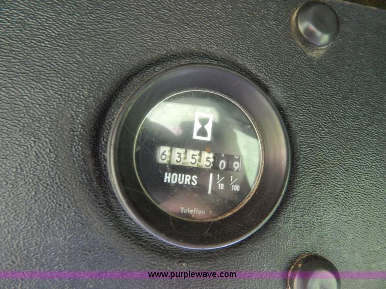 image for item H3430 1981 Steiger Panther III PTA325 4WD tractor